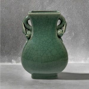 Vintage Green Crackle Glazed Celadon Vase 8.5”